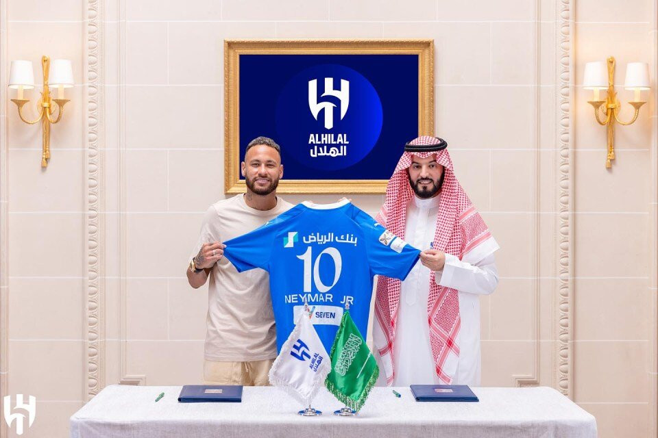 Neymar gia nhập Al Hilal