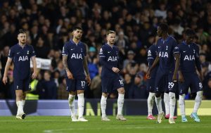 Tottenham thua sốc trận derby London